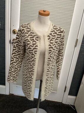 Yaira Petite Fuzzy Brown and Cream Patterned Cardigan
